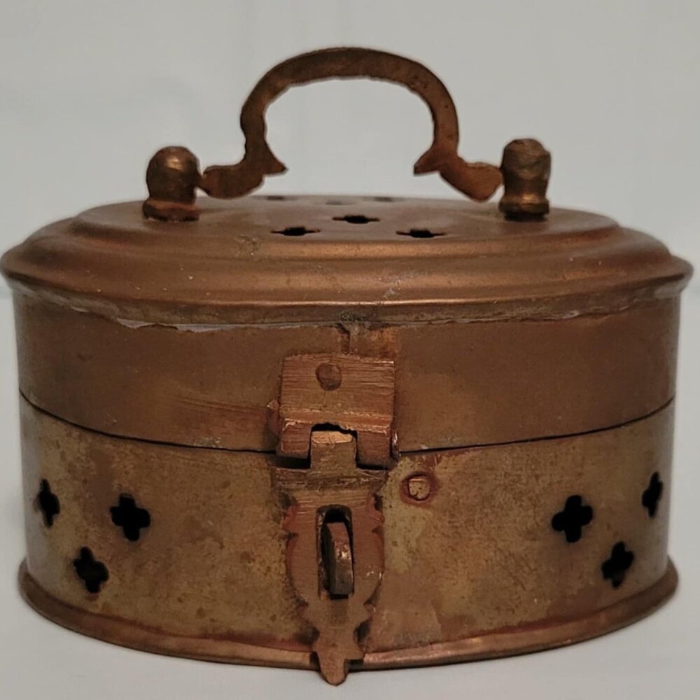 Brass Cricket Box, Vintage Round Brass Cricket Box with Handle